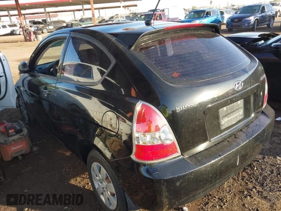 ✅ 2008 Hyundai Accent GS • VIN: KMHCM36C38U075750 • Lot: 41719000. Wystawiony na IAAI z przebiegiem 136 844 mil. Bezpłatny archiwum sprzedaży aukcyjnych z USA i szczegółowy raport historii pojazdu na DreamBid. Zdjęcie 3.