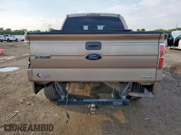 ✅ 2012 Ford F-150 XL • VIN: 1FTEW1CM0CKE04708 • Lot: 70294935. Listed on Copart with 399,692 mi. Free auction sales archive from the USA and detailed vehicle history report at DreamBid. Image 6.