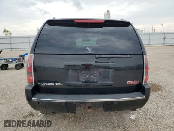 ✅ 2007 GMC Yukon Denali • VIN: 1GKFK63807J151339 • Lot: 66943645. Listed on Copart with 260,058 mi. Free auction sales archive from the USA and detailed vehicle history report at DreamBid. Image 6.