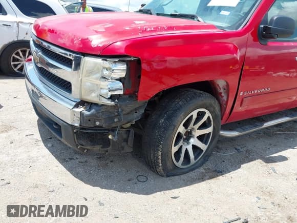 ✅ 2007 Chevrolet Silverado 1500 Work Truck • VIN: 1GCEC19C47Z500314 • Lot: 42288652. Listed on IAAI with 236,921 mi. Free auction sales archive from the USA and detailed vehicle history report at DreamBid. Image 6.