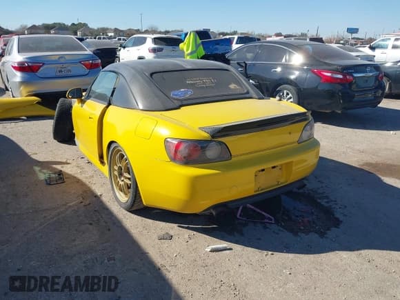 ✅ 2003 Honda S2000 • VIN: JHMAP11433T007551 • Lot: 41341761. Wystawiony na IAAI z przebiegiem 178 243 mil. Bezpłatny archiwum sprzedaży aukcyjnych z USA i szczegółowy raport historii pojazdu na DreamBid. Zdjęcie 3.