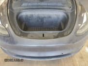 ✅ 2022 Tesla Model Y Performance • VIN: 7SAYGDEFXNF383587 • Lot: 94509945. Wystawiony na Copart z przebiegiem 110 597 mil. Bezpłatny archiwum sprzedaży aukcyjnych z USA i szczegółowy raport historii pojazdu na DreamBid. Zdjęcie 11.