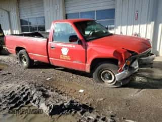 1994 Chevrolet Silverado 2500 с VIN 1GCFC24H7RZ281218, выставлен на аукционе Copart как лот 49304605 с пробегом 258 721 миль миль и Списание • Salvage title. История ставок и продаж доступна на DreamBid. Изображение 4.
