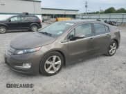 ✅ 2014 Chevrolet Volt • VIN: 1G1RD6E48EU169122 • Lot: 71298884. Wystawiony na Copart z przebiegiem 103 018 mil. Bezpłatny archiwum sprzedaży aukcyjnych z USA i szczegółowy raport historii pojazdu na DreamBid. Zdjęcie 1.