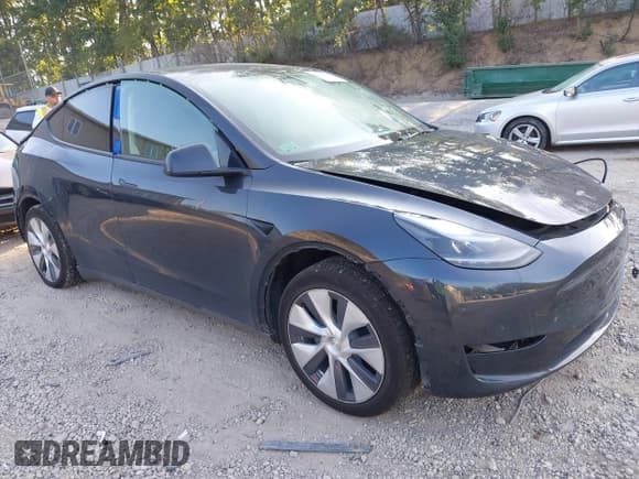 ✅ 2024 Tesla Model Y • VIN: 7SAYGDED1RF072568 • Лот: 42927768. Опубликован ранее на IAAI с пробегом 18 732 миль. Бесплатный доступ к архиву аукционных продаж из США и подробный отчёт об истории автомобиля на DreamBid. Изображение 1.