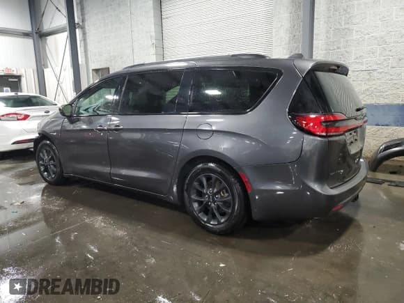✅ 2021 Chrysler Pacifica Touring L • VIN: 2C4RC1BG2MR559219 • Lot: 93408405. Listed on Copart with 67,333 mi. Free auction sales archive from the USA and detailed vehicle history report at DreamBid. Image 2.