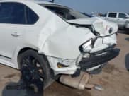 ✅ 2017 Volkswagen Passat R-Line • VIN: 1VWDT7A33HC071503 • Lot: 43525377. Wystawiony na IAAI z przebiegiem 93 021 mil. Bezpłatny archiwum sprzedaży aukcyjnych z USA i szczegółowy raport historii pojazdu na DreamBid. Zdjęcie 6.