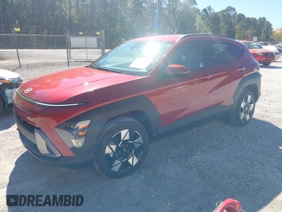✅ 2025 Hyundai Kona SEL • VIN: KM8HBCAB8SU308975 • Lot: 43605314. Listed on IAAI with 7,454 mi. Free auction sales archive from the USA and detailed vehicle history report at DreamBid. Image 2.