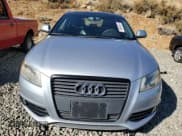 ✅ 2010 Audi A3 Premium Plus • VIN: WAUKEAFM0AA100148 • Lot: 76049524. Wystawiony na Copart z przebiegiem 149 289 mil. Bezpłatny archiwum sprzedaży aukcyjnych z USA i szczegółowy raport historii pojazdu na DreamBid. Zdjęcie 5.