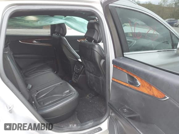 ✅ 2017 Lincoln MKX Reserve • VIN: 2LMPJ8LR2HBL53306 • Lot: 43411678. Listed on IAAI with 108,996 mi. Free auction sales archive from the USA and detailed vehicle history report at DreamBid. Image 8.