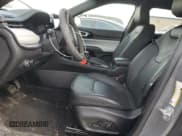 ✅ 2023 Jeep Compass (RED) Edition • VIN: 3C4NJDCN9PT558315 • Lot: 48219915. Wystawiony na Copart z przebiegiem 7 183 mil. Bezpłatny archiwum sprzedaży aukcyjnych z USA i szczegółowy raport historii pojazdu na DreamBid. Zdjęcie 7.