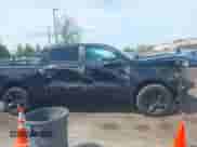 2019 Ram 1500 Big Horn z VIN 1C6RRFFG0KN919093, wystawiony jako IAAI lot #42213753 z przebiegiem 82 178 mil mil oraz . Historia ofert i sprzedaży dostępna na DreamBid. Obrazek 13.