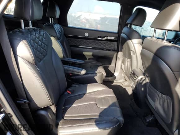 2022 Hyundai Palisade Calligraphy с VIN KM8R74HE2NU447953, выставлен на аукционе Copart как лот 73654634 с пробегом 32 196 миль миль и На запчасти • Non repairable. История ставок и продаж доступна на DreamBid. Изображение 11.