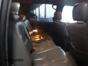 ✅ 2003 Chevrolet Suburban LS • VIN: 3GNEC16Z03G157690 • Lot: 43708192. Listed on IAAI with 425,029 mi. Free auction sales archive from the USA and detailed vehicle history report at DreamBid. Image 8.