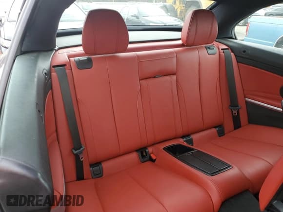 ✅ 2017 BMW 4 Series 430i xDrive • VIN: WBA4U9C53H5D43627 • Lot: 73594203. Wystawiony na Copart z przebiegiem 40 462 mil. Bezpłatny archiwum sprzedaży aukcyjnych z USA i szczegółowy raport historii pojazdu na DreamBid. Zdjęcie 10.