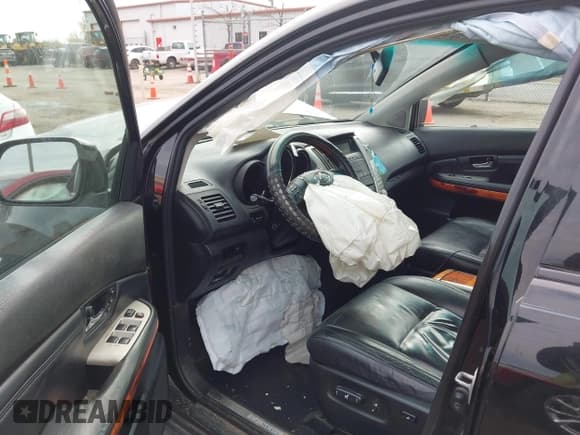 ✅ 2008 Lexus RX 350 • VIN: 2T2HK31U98C067242 • Lot: 43478229. Listed on IAAI with 117,170 mi. Free auction sales archive from the USA and detailed vehicle history report at DreamBid. Image 11.