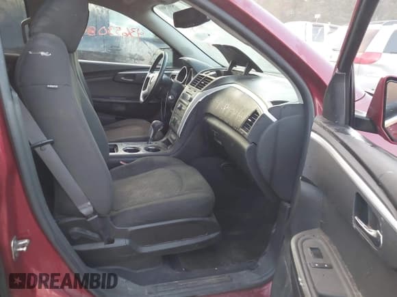 ✅ 2010 Chevrolet Traverse 1LT • VIN: 1GNLRFED9AJ201447 • Lot: 43653089. Wystawiony na IAAI z przebiegiem Nie podano. Bezpłatny archiwum sprzedaży aukcyjnych z USA i szczegółowy raport historii pojazdu na DreamBid. Zdjęcie 5.