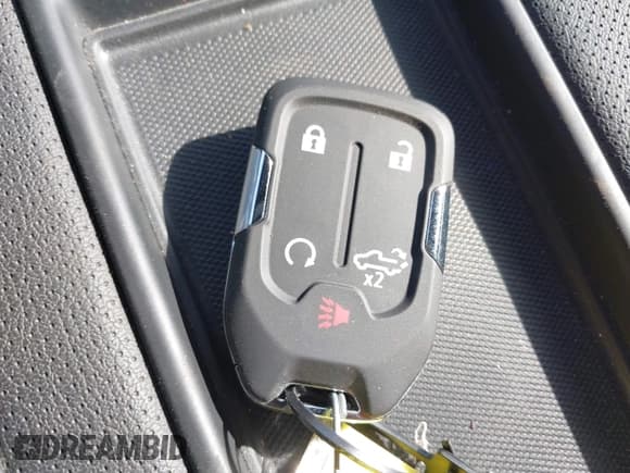 ✅ 2021 Chevrolet Silverado 1500 High Country • VIN: 1GCUYHET0MZ353142 • Lot: 40707765. Wystawiony na IAAI z przebiegiem 20 765 mil. Bezpłatny archiwum sprzedaży aukcyjnych z USA i szczegółowy raport historii pojazdu na DreamBid. Zdjęcie 11.