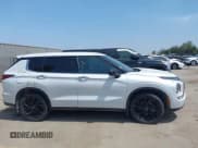 ✅ 2023 Mitsubishi Outlander SE • VIN: JA4J3UA88PZ012274 • Лот: 42477730. Опубликован ранее на IAAI с пробегом 85 886 миль. Бесплатный доступ к архиву аукционных продаж из США и подробный отчёт об истории автомобиля на DreamBid. Изображение 13.