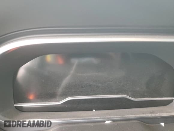 ✅ 2022 Chevrolet Suburban LT • VIN: 1GNSKCKD8NR289756 • Lot: 74534554. Wystawiony na Copart z przebiegiem Nie podano. Bezpłatny archiwum sprzedaży aukcyjnych z USA i szczegółowy raport historii pojazdu na DreamBid. Zdjęcie 9.