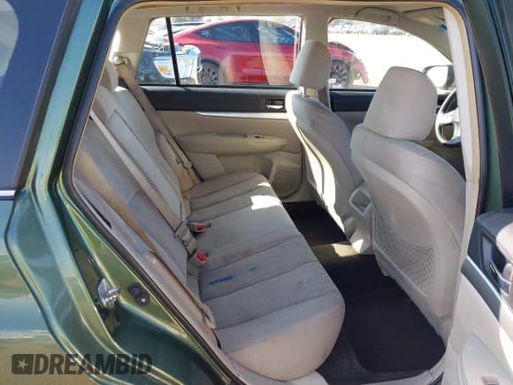 ✅ 2014 Subaru Outback 2.5i • VIN: 4S4BRBAC8E1201354 • Lot: 43663157. Listed on IAAI with 176,607 mi. Free auction sales archive from the USA and detailed vehicle history report at DreamBid. Image 8.