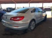 ✅ 2010 Volkswagen CC Sport • VIN: WVWMP7AN1AE554149 • Lot: 42825946. Wystawiony na IAAI z przebiegiem 128 572 mil. Bezpłatny archiwum sprzedaży aukcyjnych z USA i szczegółowy raport historii pojazdu na DreamBid. Zdjęcie 4.