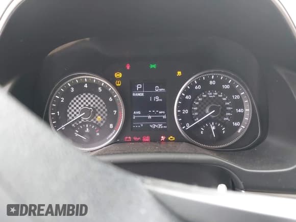 ✅ 2019 Hyundai Elantra SE • VIN: KMHD74LF7KU840952 • Lot: 43149729. Listed on IAAI with 43,435 mi. Free auction sales archive from the USA and detailed vehicle history report at DreamBid. Image 7.