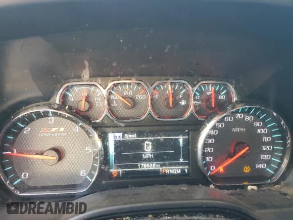 ✅ 2015 Chevrolet Silverado 2500HD LT • VIN: 1GC2KVEGXFZ112802 • Лот: 85257255. Опубликован ранее на Copart с пробегом 178 522 миль. Бесплатный доступ к архиву аукционных продаж из США и подробный отчёт об истории автомобиля на DreamBid. Изображение 9.