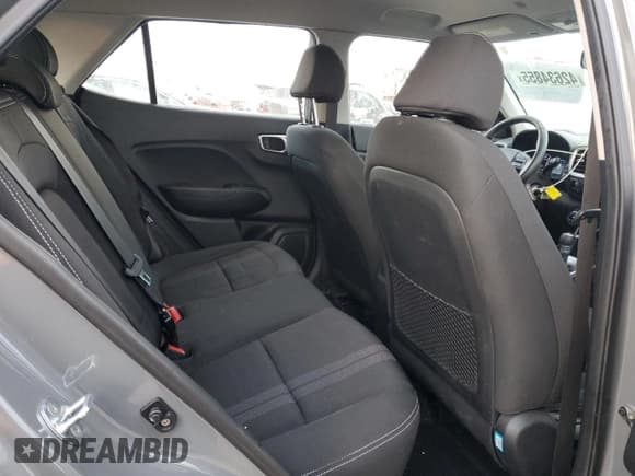 ✅ 2021 Hyundai Venue SEL • VIN: KMHRC8A35MU103169 • Lot: 42634855. Wystawiony na Copart z przebiegiem 22 671 mil. Bezpłatny archiwum sprzedaży aukcyjnych z USA i szczegółowy raport historii pojazdu na DreamBid. Zdjęcie 10.
