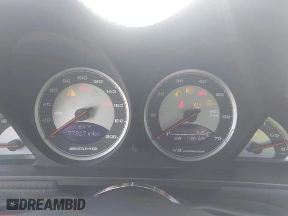 ✅ 2007 Mercedes-Benz SL 55/63 AMG • VIN: WDBSK72F47F134092 • Лот: 42376621. Опубликован ранее на IAAI с пробегом 77 827 миль. Бесплатный доступ к архиву аукционных продаж из США и подробный отчёт об истории автомобиля на DreamBid. Изображение 7.