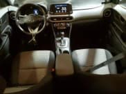 ✅ 2019 Hyundai Kona SEL • VIN: KM8K2CAA1KU228317 • Лот: 75995283. Опубликован ранее на Copart с пробегом 45 864 миль. Бесплатный доступ к архиву аукционных продаж из США и подробный отчёт об истории автомобиля на DreamBid. Изображение 8.