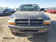 ✅ 2002 Dodge Dakota Sport • VIN: 1B7HG38N92S544374 • Lot: 79746554. Wystawiony na Copart z przebiegiem 182 673 mil. Bezpłatny archiwum sprzedaży aukcyjnych z USA i szczegółowy raport historii pojazdu na DreamBid. Zdjęcie 5.