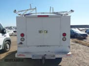 ✅ 2010 Chevrolet Silverado 2500HD • VIN: 1GB3KVBK5AF153253 • Lot: 42129825. Wystawiony na IAAI z przebiegiem 302 599 mil. Bezpłatny archiwum sprzedaży aukcyjnych z USA i szczegółowy raport historii pojazdu na DreamBid. Zdjęcie 16.