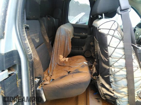 ✅ 2012 Chevrolet Silverado 2500HD LT • VIN: 1GC2KXCG1CZ337684 • Lot: 40494392. Wystawiony na IAAI z przebiegiem Nie podano. Bezpłatny archiwum sprzedaży aukcyjnych z USA i szczegółowy raport historii pojazdu na DreamBid. Zdjęcie 8.