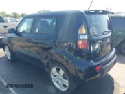 ✅ 2010 Kia Soul + • VIN: KNDJT2A2XA7700382 • Lot: 42605155. Wystawiony na IAAI z przebiegiem 141 531 mil. Bezpłatny archiwum sprzedaży aukcyjnych z USA i szczegółowy raport historii pojazdu na DreamBid. Zdjęcie 3.