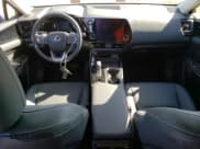 ✅ 2022 Lexus NX 350h • VIN: JTJAKCEZ1N5002192 • Lot: 46571283. Wystawiony na Copart z przebiegiem 4 933 mil. Bezpłatny archiwum sprzedaży aukcyjnych z USA i szczegółowy raport historii pojazdu na DreamBid. Zdjęcie 8.