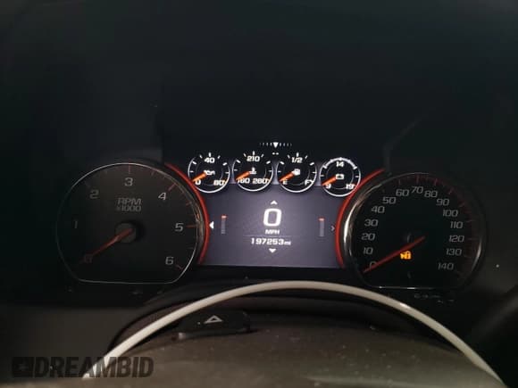 ✅ 2015 GMC Yukon XL Denali • VIN: 1GKS1JKJ2FR503894 • Lot: 90477185. Wystawiony na Copart z przebiegiem 197 253 mil. Bezpłatny archiwum sprzedaży aukcyjnych z USA i szczegółowy raport historii pojazdu na DreamBid. Zdjęcie 9.