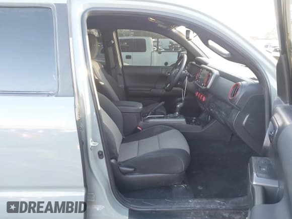 ✅ 2023 Toyota Tacoma TRD Off Road • VIN: 3TMDZ5BN2PM150289 • Lot: 43627345. Listed on IAAI with 60,603 mi. Free auction sales archive from the USA and detailed vehicle history report at DreamBid. Image 5.