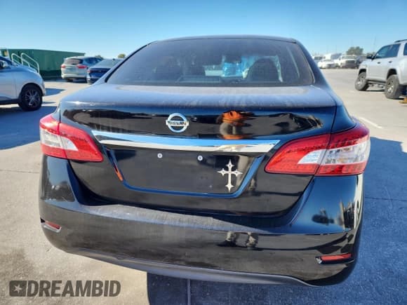✅ 2015 Nissan Sentra S • VIN: 3N1AB7AP7FY227612 • Lot: 92256865. Wystawiony na Copart z przebiegiem 142 672 mil. Bezpłatny archiwum sprzedaży aukcyjnych z USA i szczegółowy raport historii pojazdu na DreamBid. Zdjęcie 6.