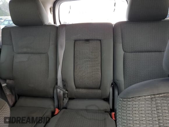 ✅ 2006 Jeep Commander • VIN: 1J8HG48K76C334313 • Lot: 68337095. Wystawiony na Copart z przebiegiem 170 404 mil. Bezpłatny archiwum sprzedaży aukcyjnych z USA i szczegółowy raport historii pojazdu na DreamBid. Zdjęcie 10.