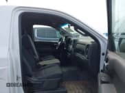 ✅ 2019 Chevrolet Silverado 1500 Work Truck • VIN: 3GCNWAEF8KG252133 • Lot: 42258961. Wystawiony na IAAI z przebiegiem 97 549 mil. Bezpłatny archiwum sprzedaży aukcyjnych z USA i szczegółowy raport historii pojazdu na DreamBid. Zdjęcie 5.