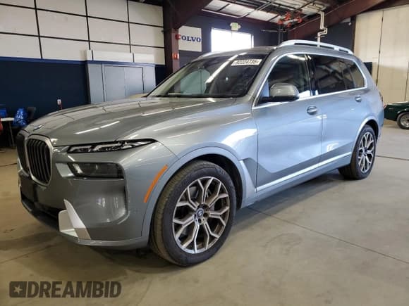 ✅ 2023 BMW X7 xDrive40i • VIN: 5UX23EM0XP9P24967 • Лот: 92224735. Опубликован ранее на Copart с пробегом 78 033 миль. Бесплатный доступ к архиву аукционных продаж из США и подробный отчёт об истории автомобиля на DreamBid. Изображение 1.