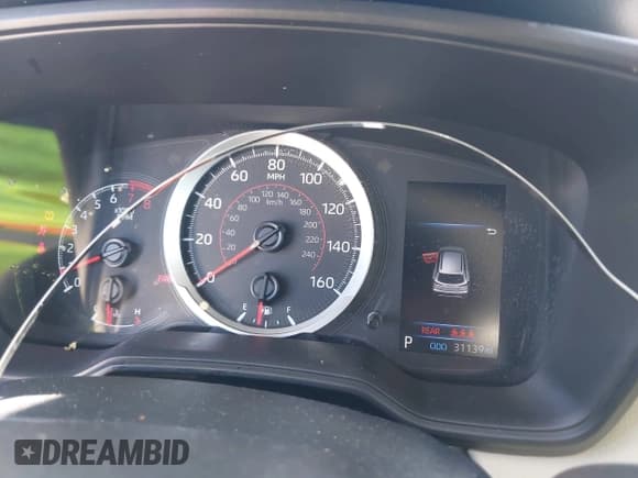 ✅ 2022 Toyota Corolla Cross L • VIN: 7MUAAAAG7NV029721 • Лот: 43304097. Опубликован ранее на IAAI с пробегом 31 139 миль. Бесплатный доступ к архиву аукционных продаж из США и подробный отчёт об истории автомобиля на DreamBid. Изображение 7.