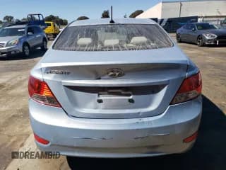 ✅ 2013 Hyundai Accent GLS • VIN: KMHCT4AE1DU284092 • Лот: 70888604. Опубликован ранее на Copart с пробегом 186 300 миль. Бесплатный доступ к архиву аукционных продаж из США и подробный отчёт об истории автомобиля на DreamBid. Изображение 6.