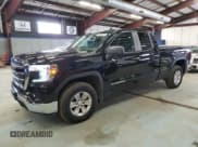 ✅ 2021 GMC Sierra 1500 • VIN: 1GTR9AEK2MZ139299 • Лот: 85844264. Опубликован ранее на Copart с пробегом 117 438 миль. Бесплатный доступ к архиву аукционных продаж из США и подробный отчёт об истории автомобиля на DreamBid. Изображение 1.