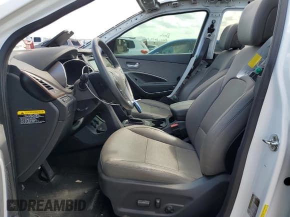 ✅ 2018 Hyundai Santa Fe 2.4L • VIN: 5NMZU3LB0JH063305 • Лот: 67851313. Опубликован ранее на Copart с пробегом 35 248 миль. Бесплатный доступ к архиву аукционных продаж из США и подробный отчёт об истории автомобиля на DreamBid. Изображение 7.