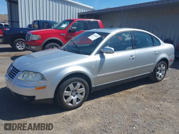 ✅ 2003 Volkswagen Passat GLX • VIN: WVWRH63B83P244796 • Lot: 42228440. Listed on IAAI with 127,068 mi. Free auction sales archive from the USA and detailed vehicle history report at DreamBid. Image 2.