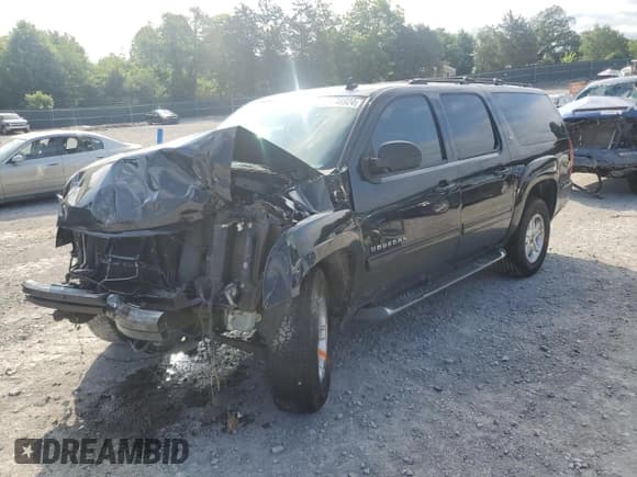 ✅ 2010 Chevrolet Suburban LT • VIN: 1GNUKJE37AR170428 • Lot: 67752034. Wystawiony na Copart z przebiegiem 248 358 mil. Bezpłatny archiwum sprzedaży aukcyjnych z USA i szczegółowy raport historii pojazdu na DreamBid. Zdjęcie 1.