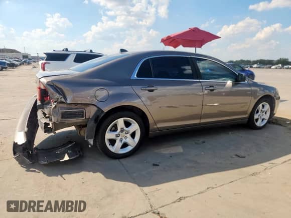 2012 Chevrolet Malibu 1LS с VIN 1G1ZB5E00CF159294, выставлен на аукционе Copart как лот 84747615 с пробегом 140 673 миль миль и Списание • Salvage title. История ставок и продаж доступна на DreamBid. Изображение 3.