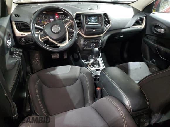 ✅ 2015 Jeep Cherokee Latitude • VIN: 1C4PJLCS1FW536178 • Лот: 82613795. Опубликован ранее на Copart с пробегом 134 409 миль. Бесплатный доступ к архиву аукционных продаж из США и подробный отчёт об истории автомобиля на DreamBid. Изображение 8.